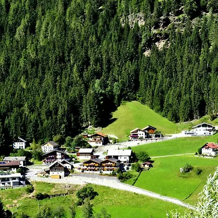 Apartment Haus Evelin St. Leonhard im Pitztal