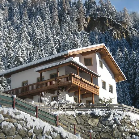 شقة Haus Evelin *